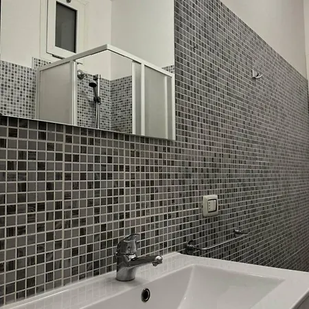 Apartment Chic - Near Airport & Center Bergamo